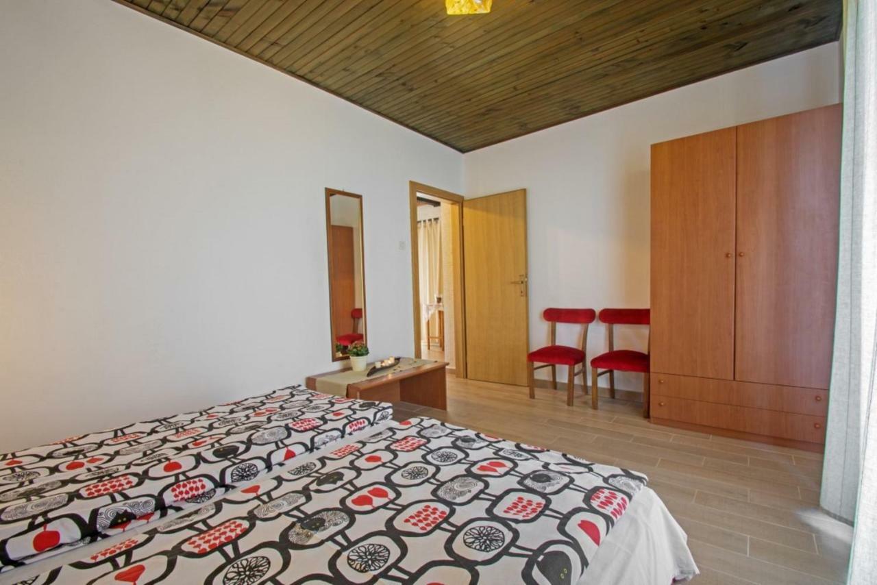 Rea Apartment *
